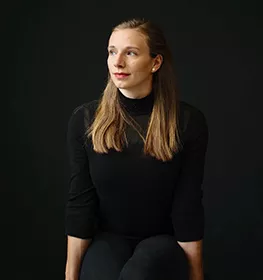 ANN-KATHRIN VEIT  als Semea