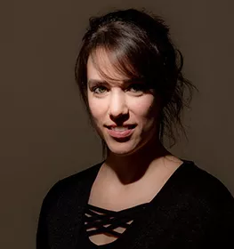 SANDRA SCHOLTZ  als Anneliese & Maria