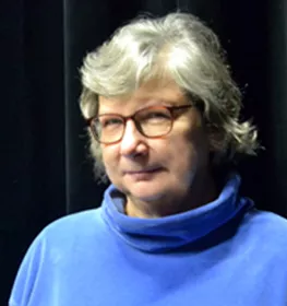 CHRISTA ERNST  Kostüme